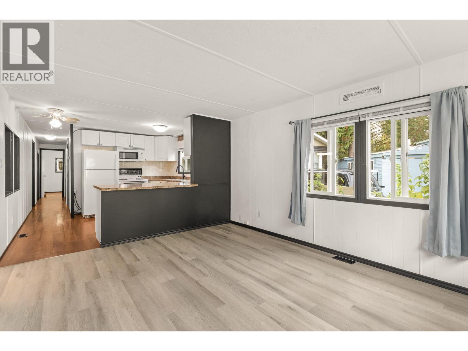 6670 Trans Canada Highway Highway Ne Unit# 6 Property Photo 5