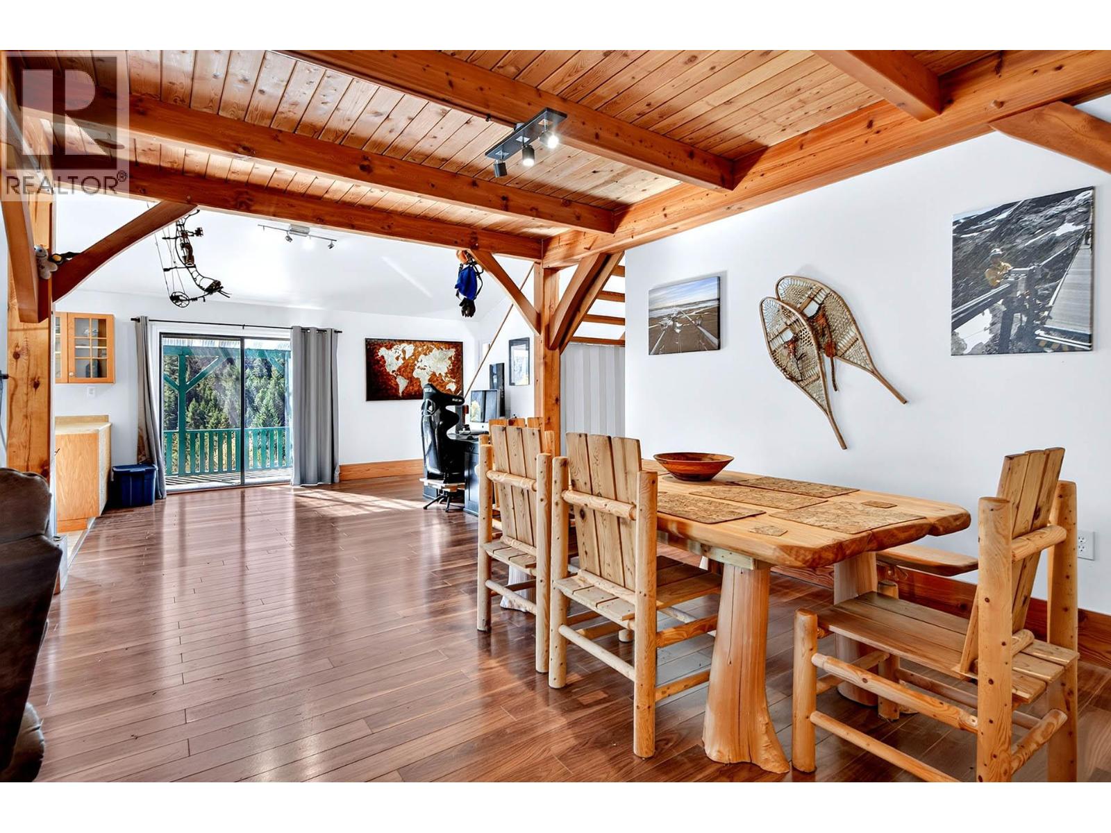 9524 Tranquille Criss Creek Road Property Photo 13