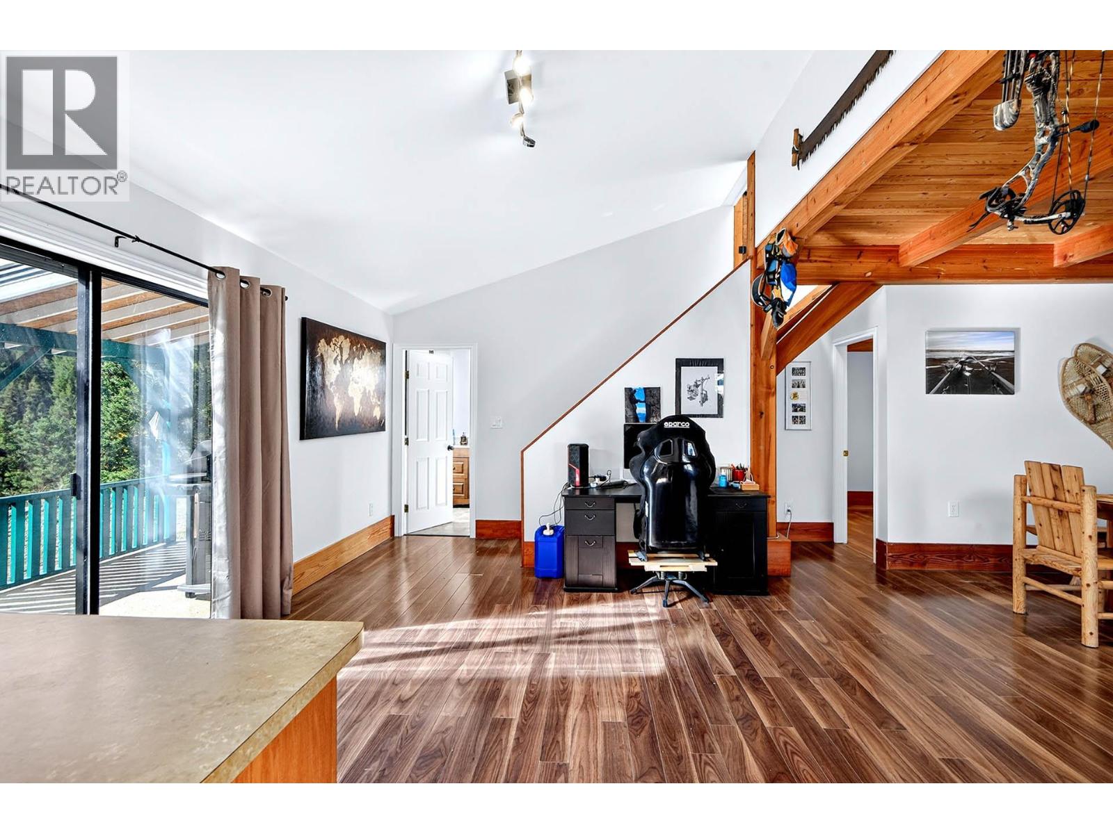 9524 Tranquille Criss Creek Road Property Photo 16