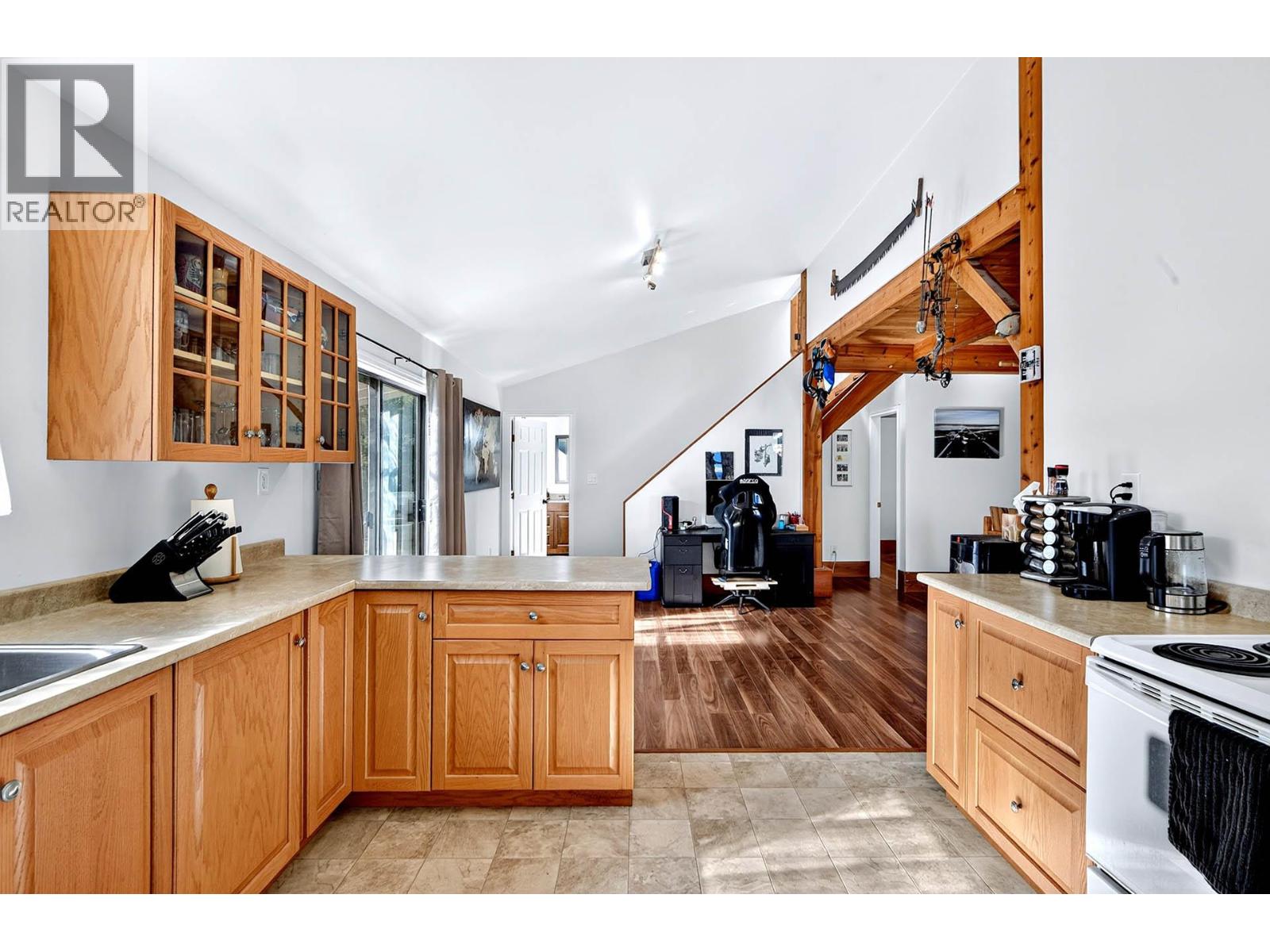 9524 Tranquille Criss Creek Road Property Photo 23