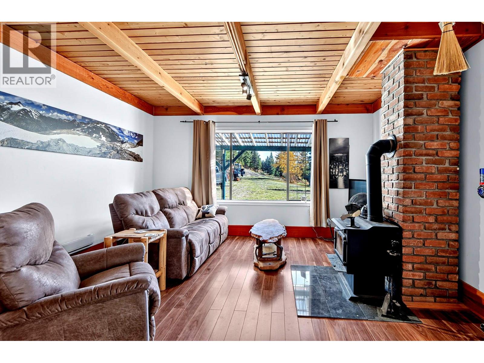 9524 Tranquille Criss Creek Road Property Photo 24