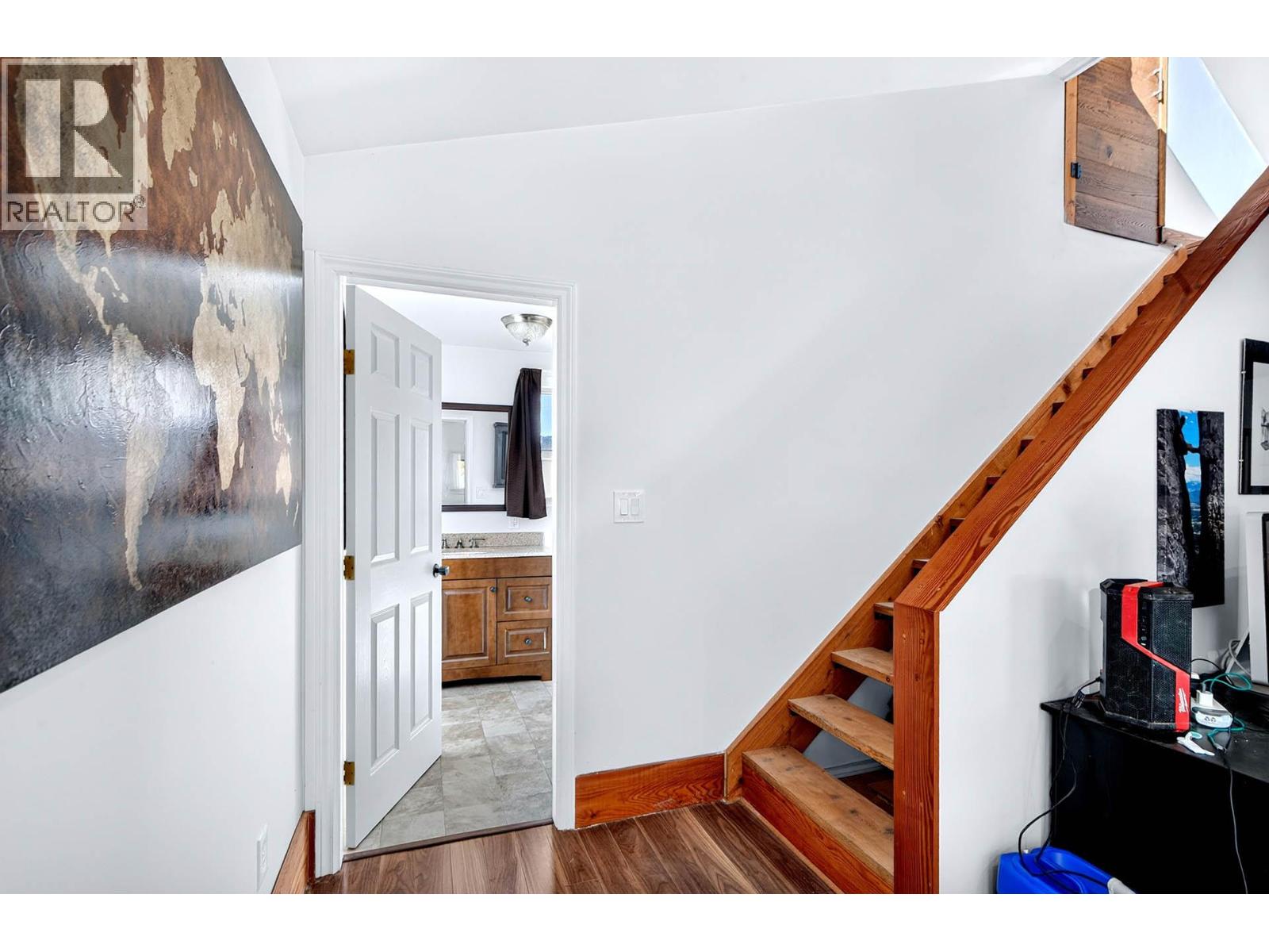 9524 Tranquille Criss Creek Road Property Photo 37