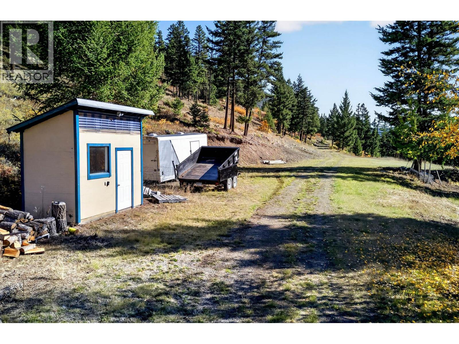 9524 Tranquille Criss Creek Road Property Photo 60