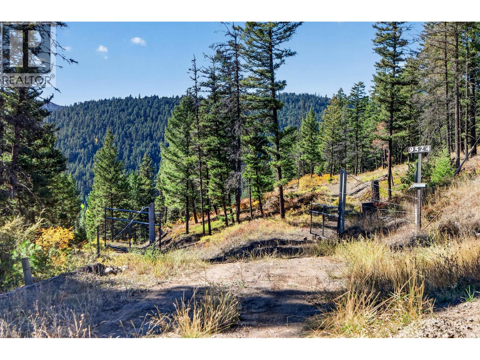 9524 Tranquille Criss Creek Road Property Photo 66