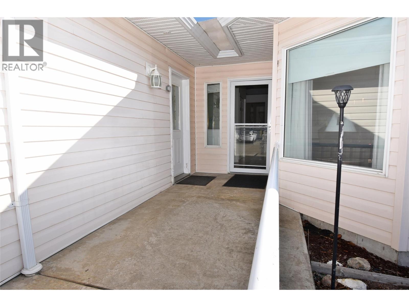5309 21 Street Property Photo 9