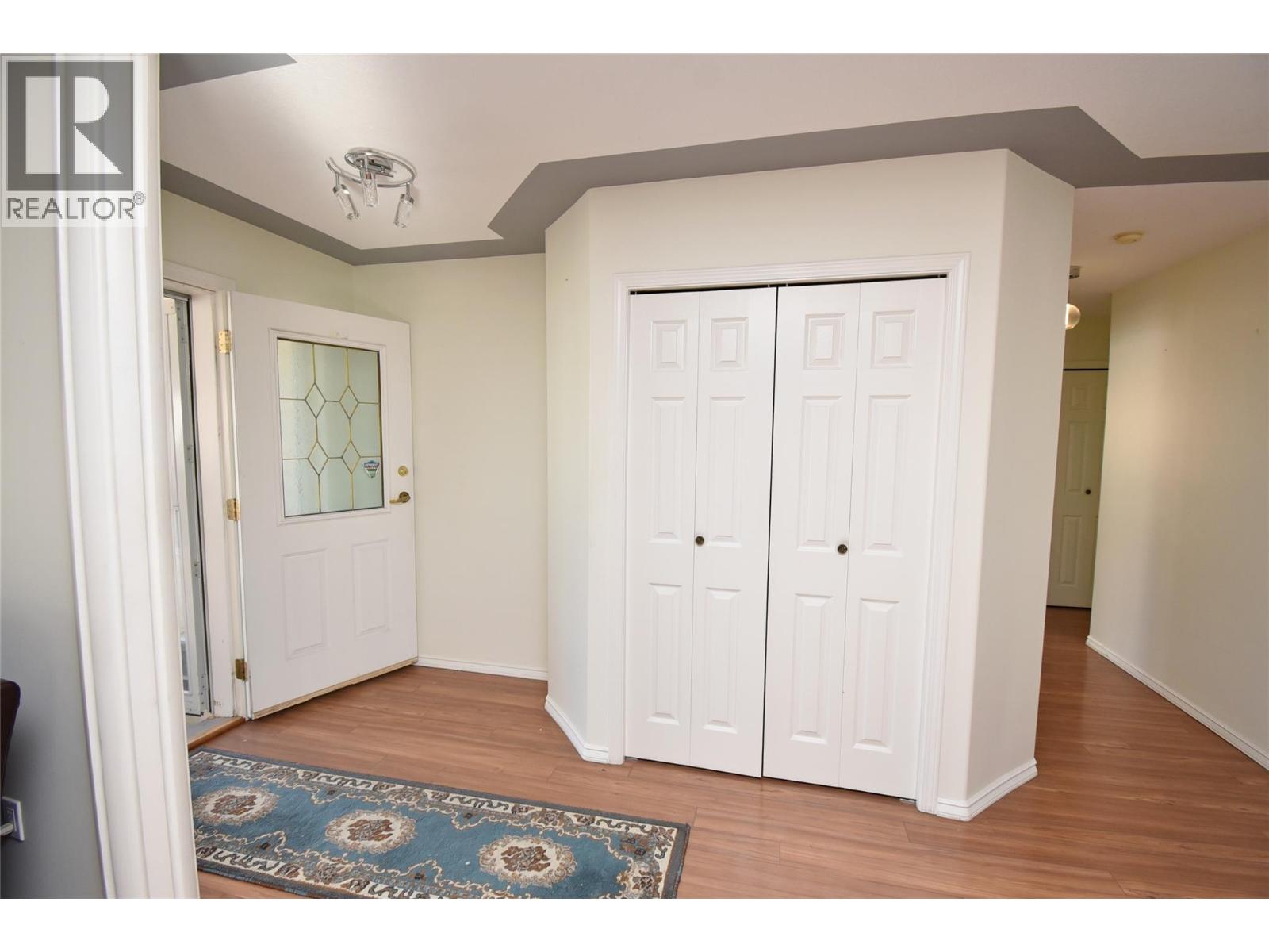 5309 21 Street Property Photo 11