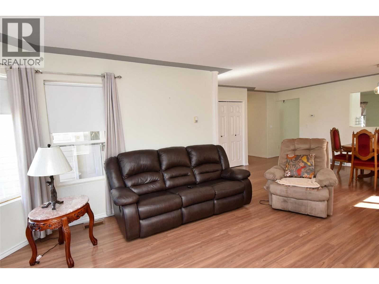 5309 21 Street Property Photo 16