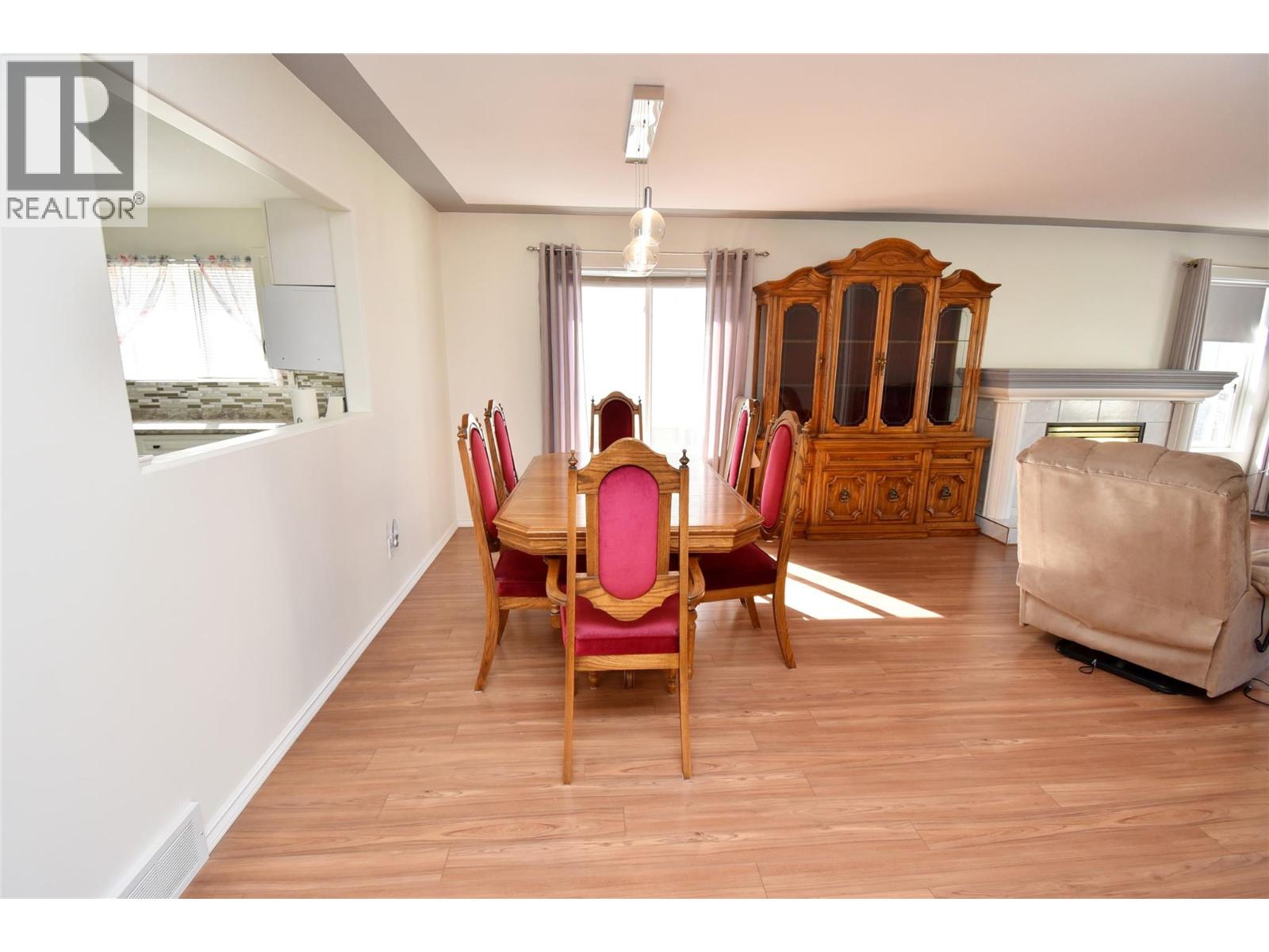 5309 21 Street Property Photo 22