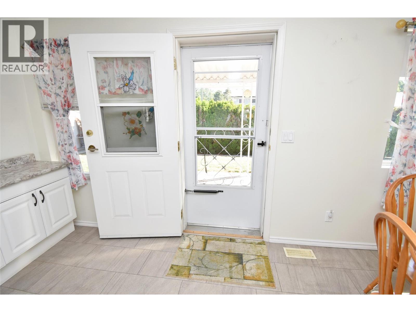 5309 21 Street Property Photo 37