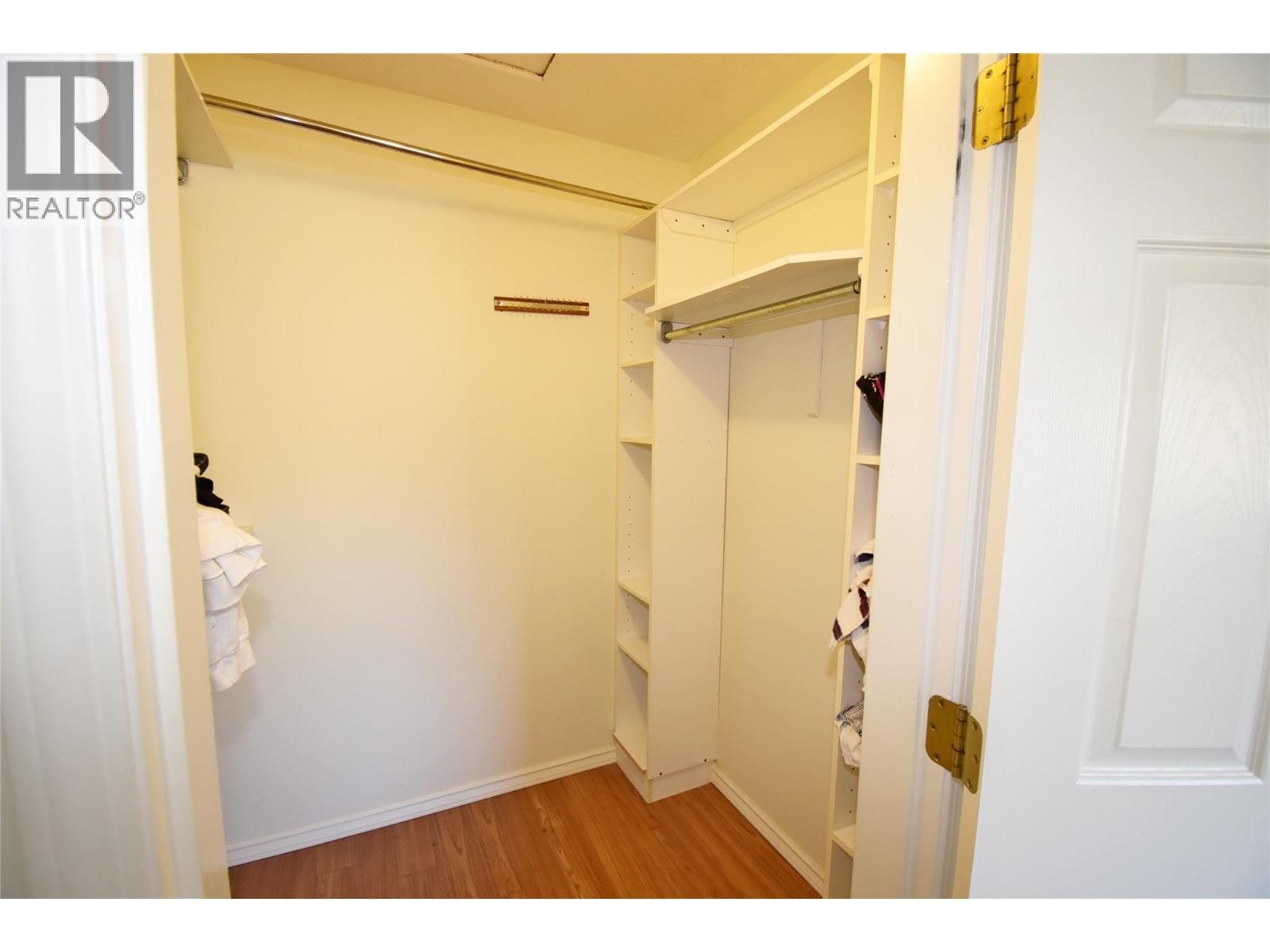5309 21 Street Property Photo 52