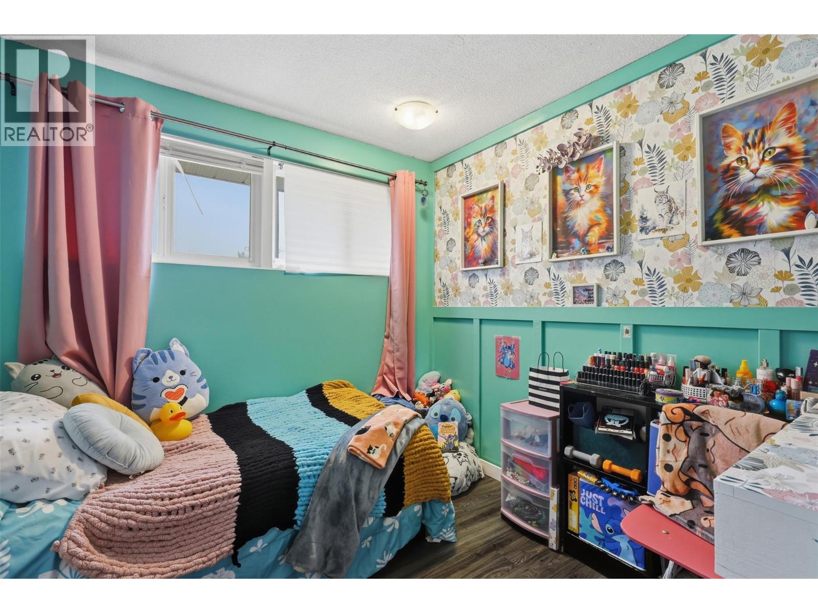 211 Fort Avenue Property Photo 13
