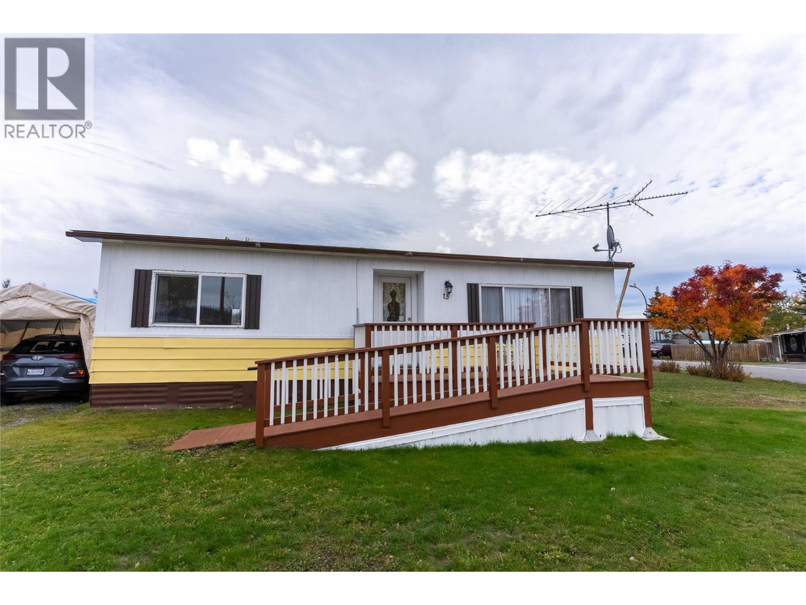 13 Topaz Crescent Property Photo 15