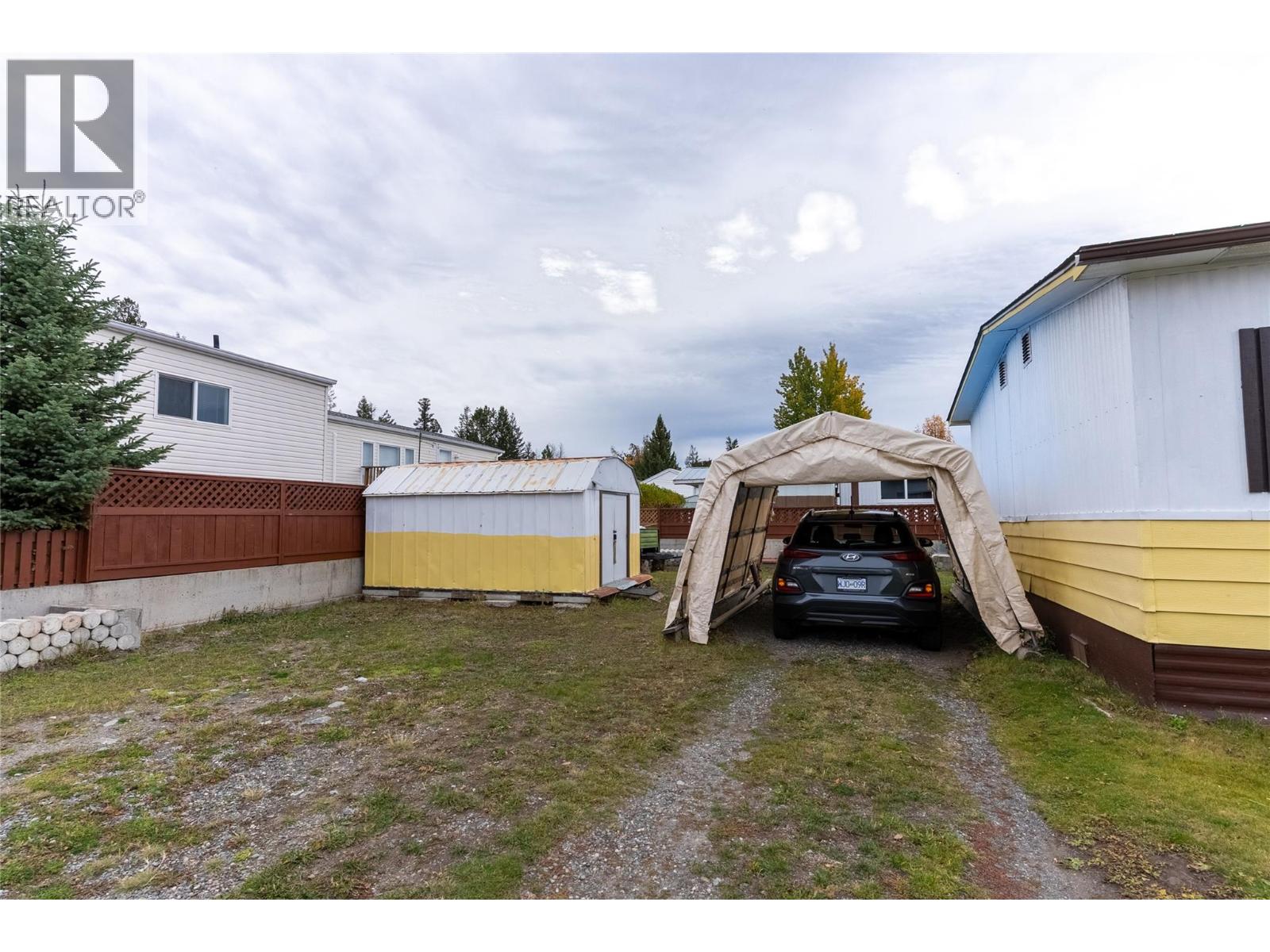 13 Topaz Crescent Property Photo 18