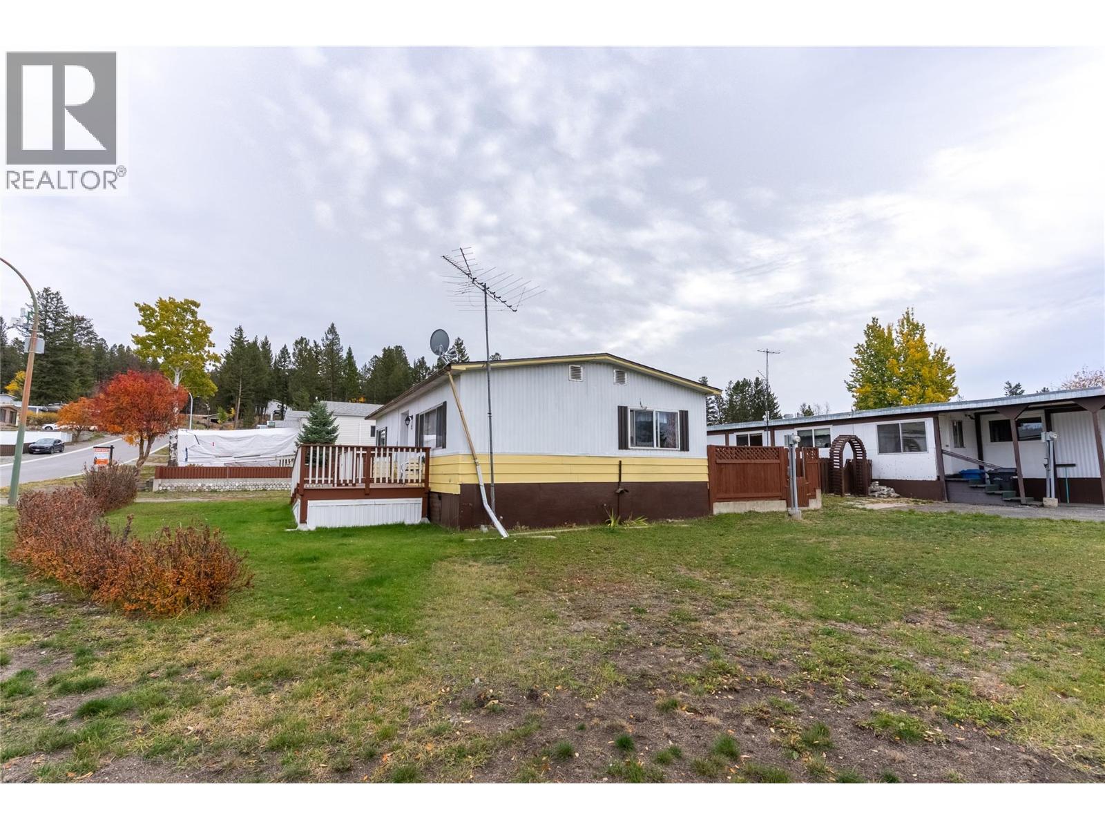 13 Topaz Crescent Property Photo 20