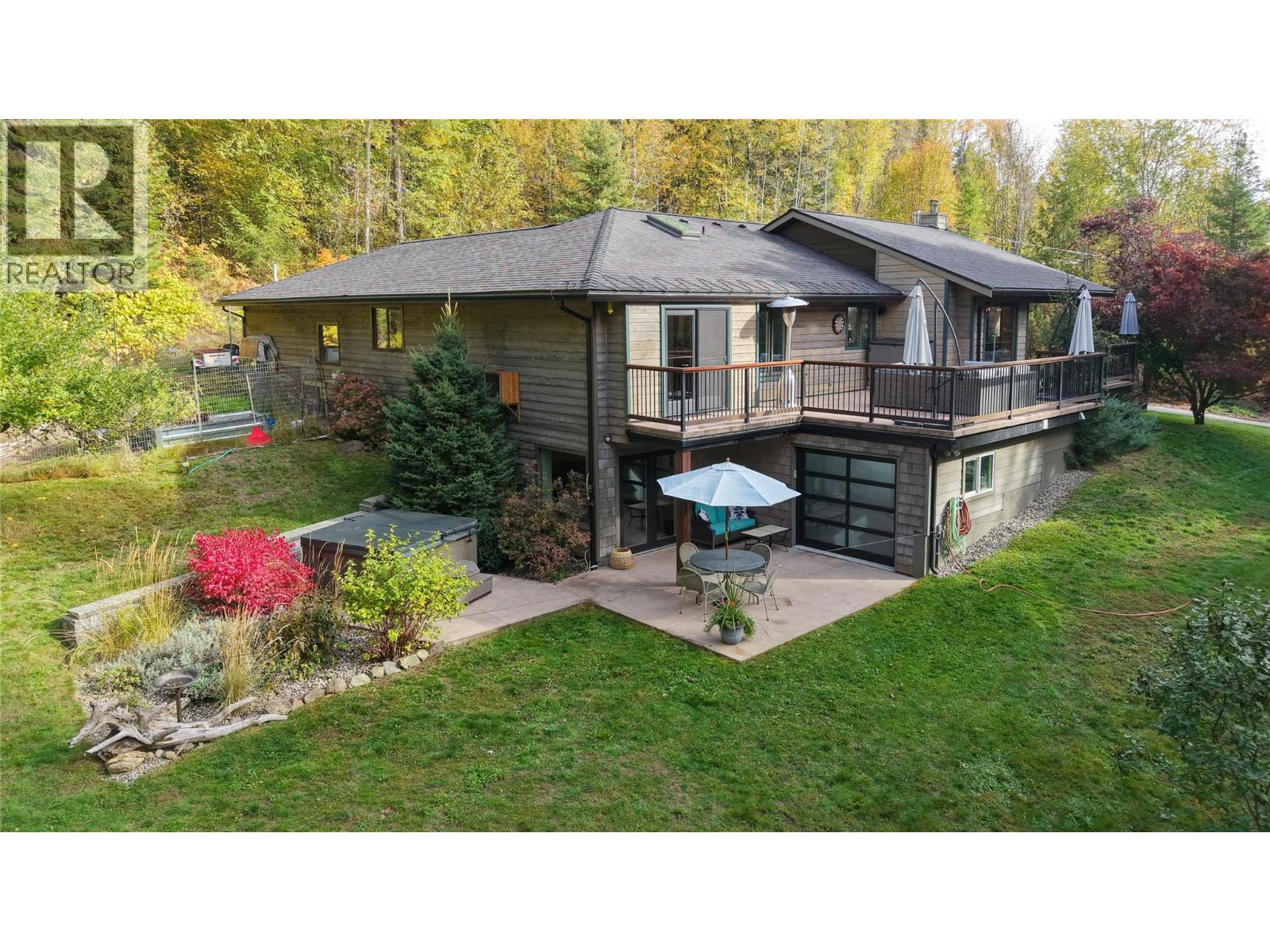 3795 Aaron Road Property Photo 2