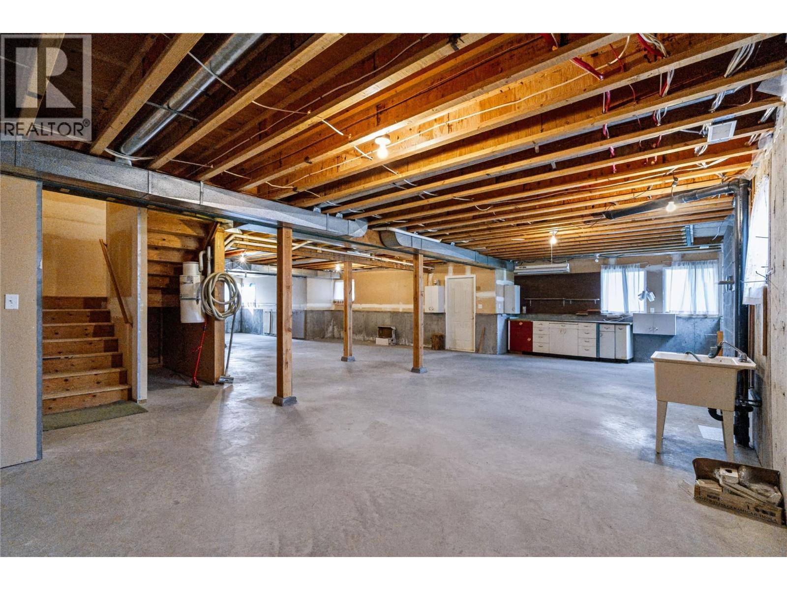 3925 North Naramata Road Property Photo 16