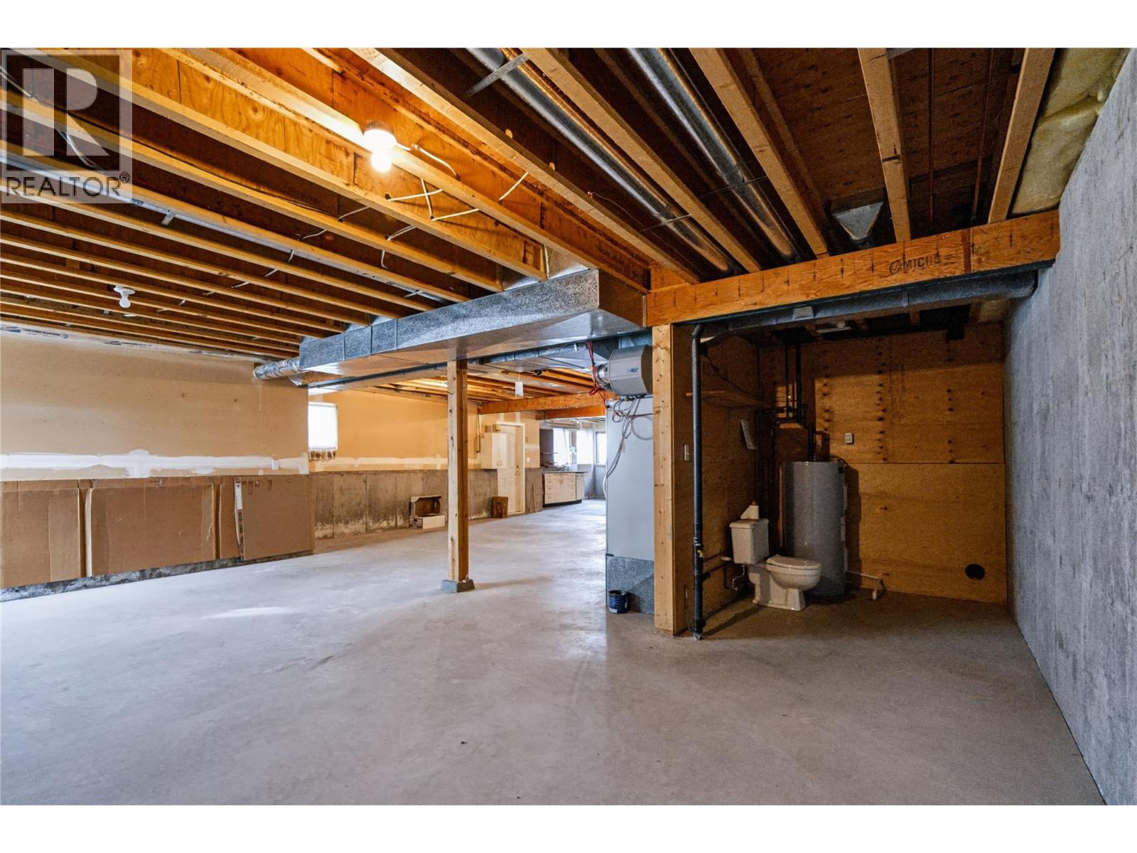 3925 North Naramata Road Property Photo 17
