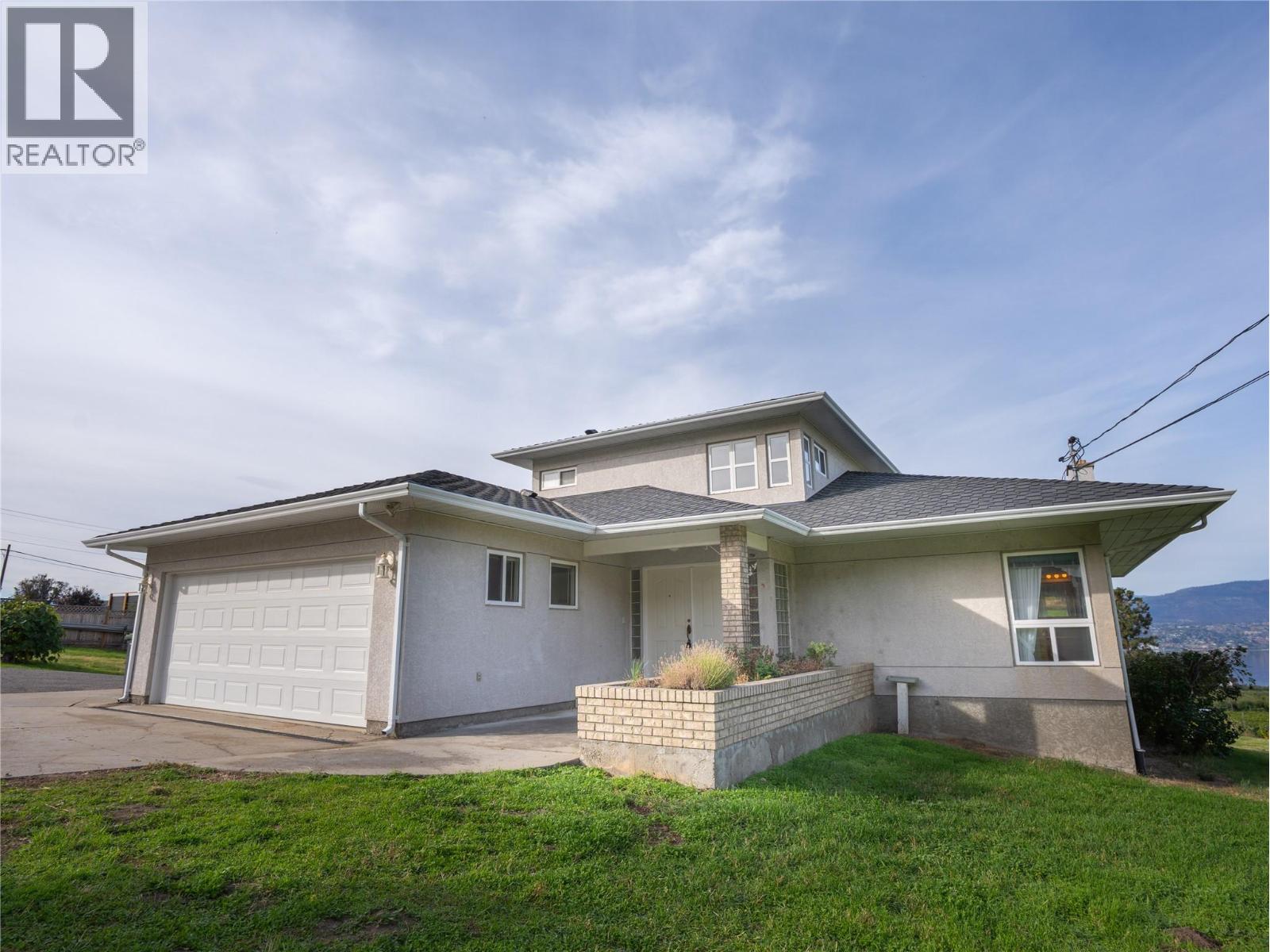 3925 North Naramata Road Property Photo 35