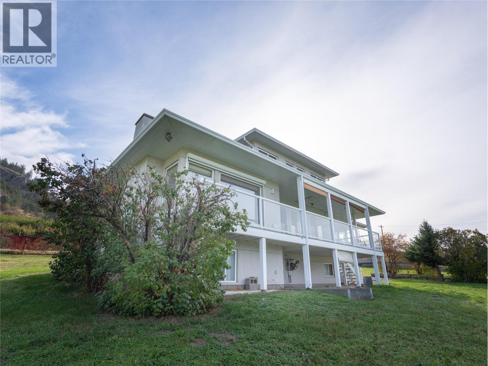 3925 North Naramata Road Property Photo 37