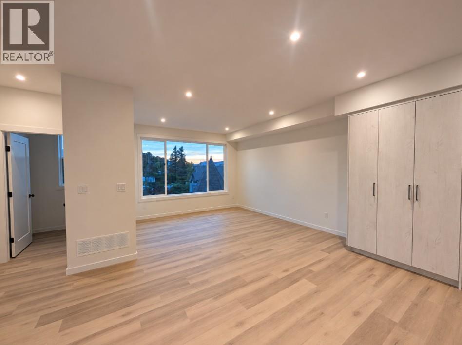 3602 Pleasant Valley Road Unit# 2 Property Photo 2