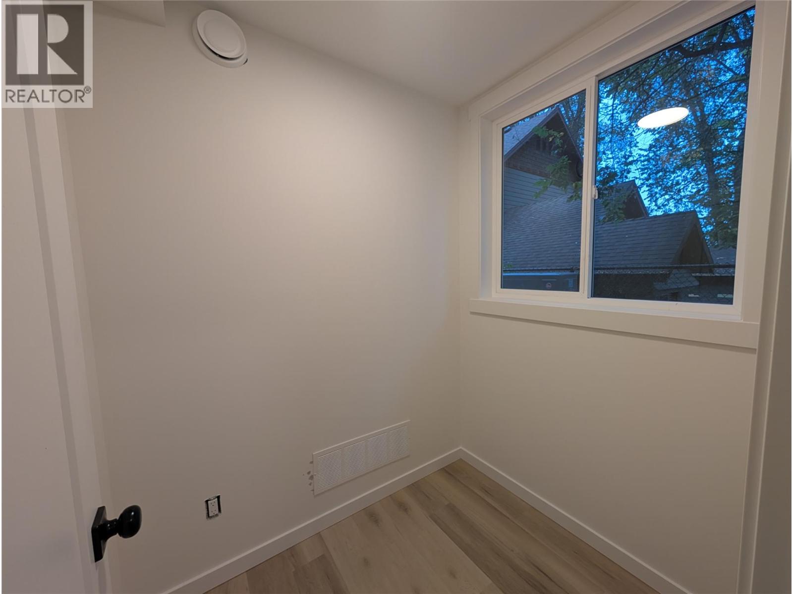 3602 Pleasant Valley Road Unit# 2 Property Photo 3