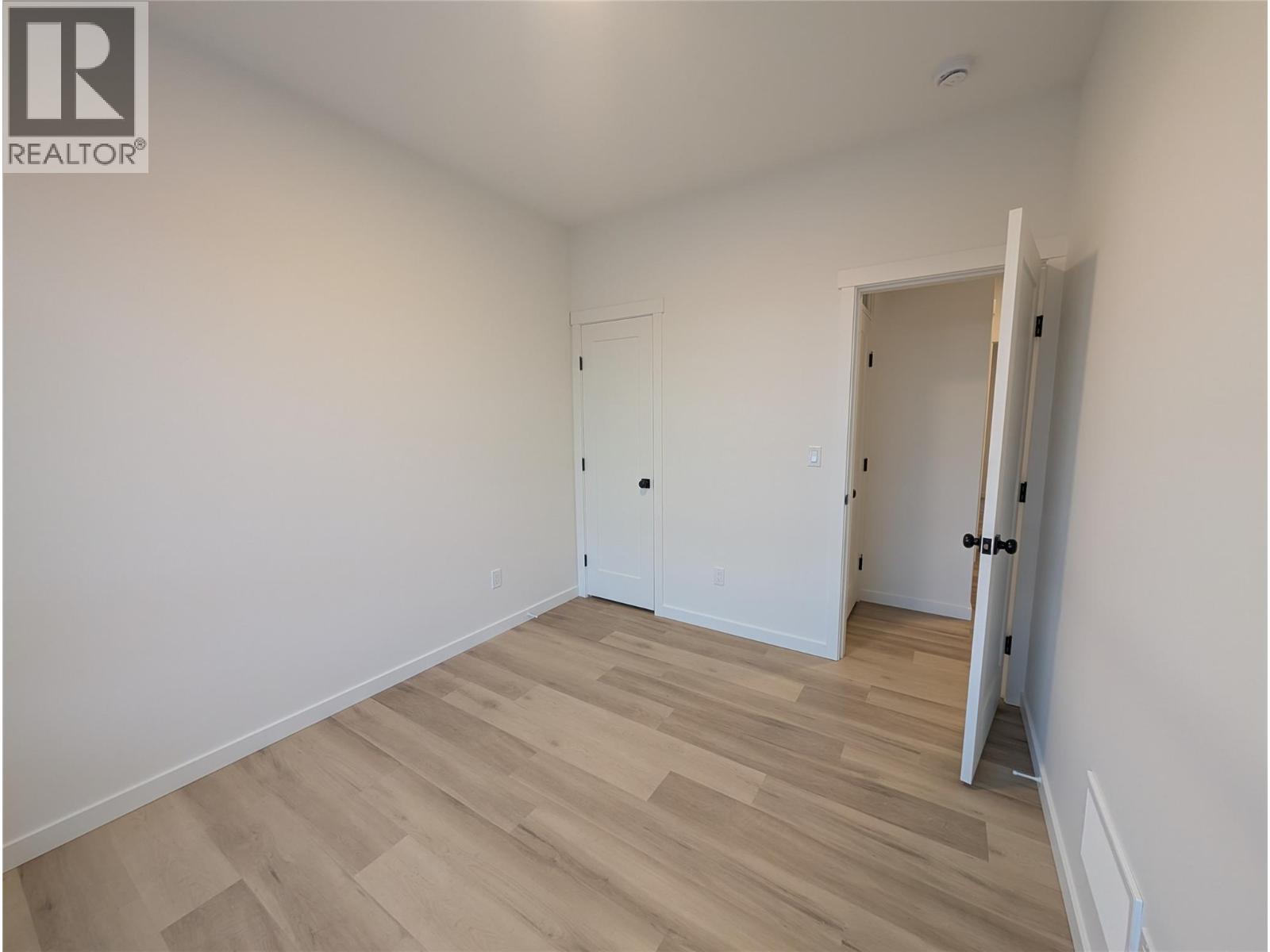3602 Pleasant Valley Road Unit# 2 Property Photo 9