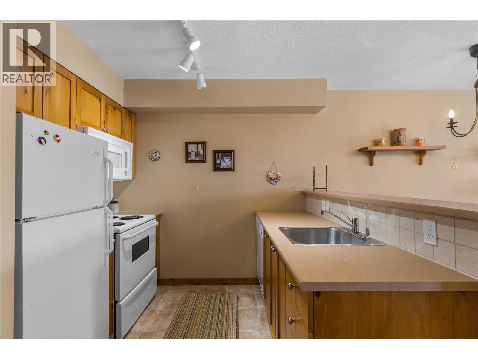 9802 Silver Star Road Unit# 204 Property Photo 11