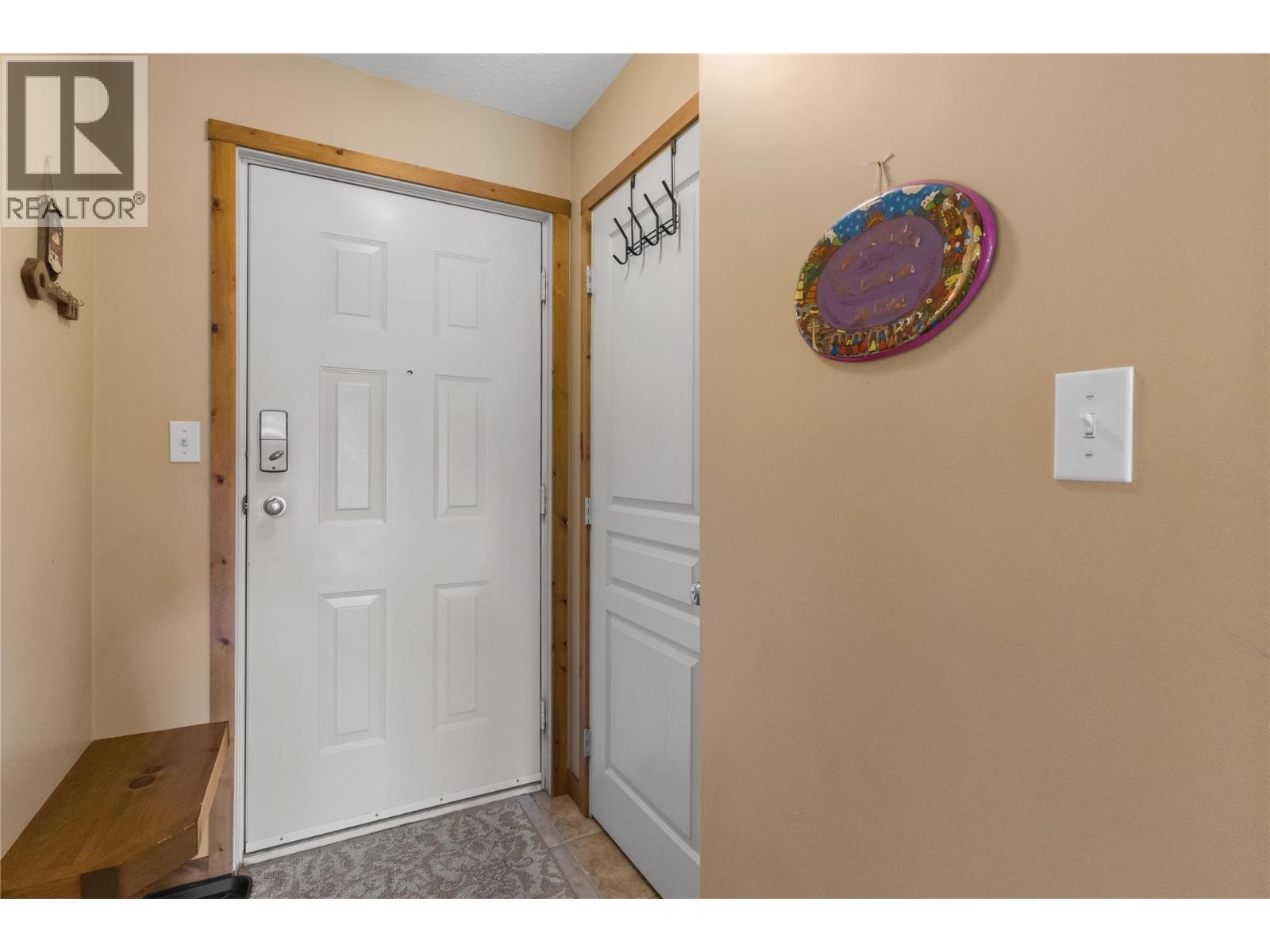 9802 Silver Star Road Unit# 204 Property Photo 20