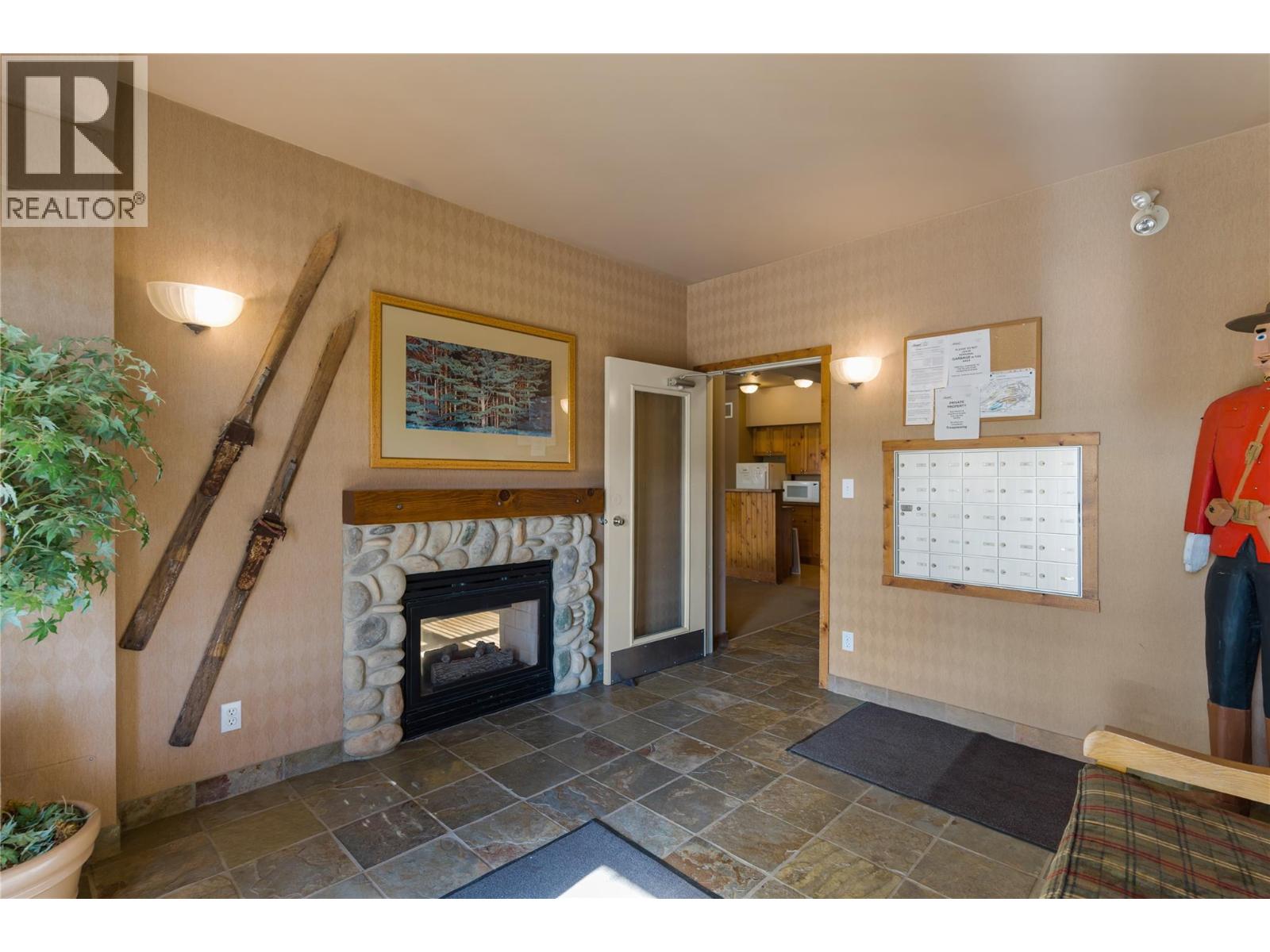 9802 Silver Star Road Unit# 204 Property Photo 28