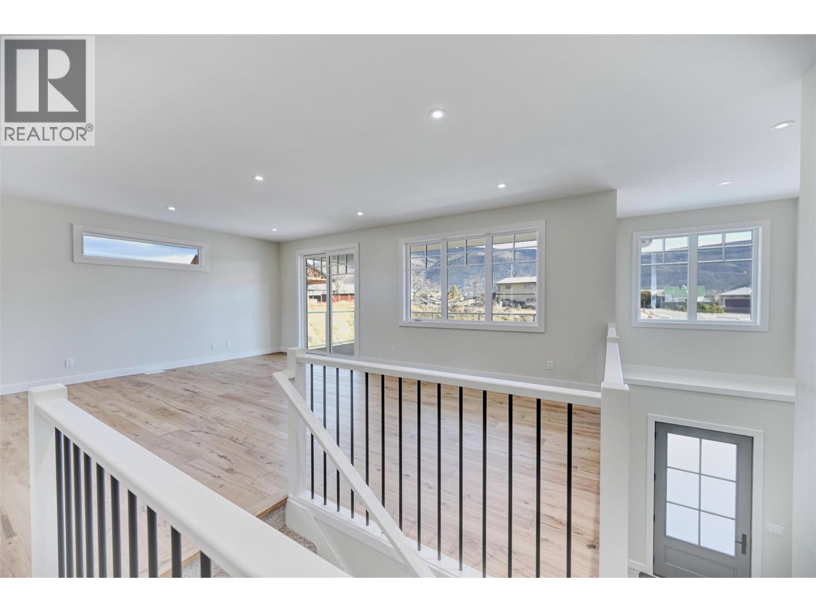 9 Hibiscus Court Property Photo 4