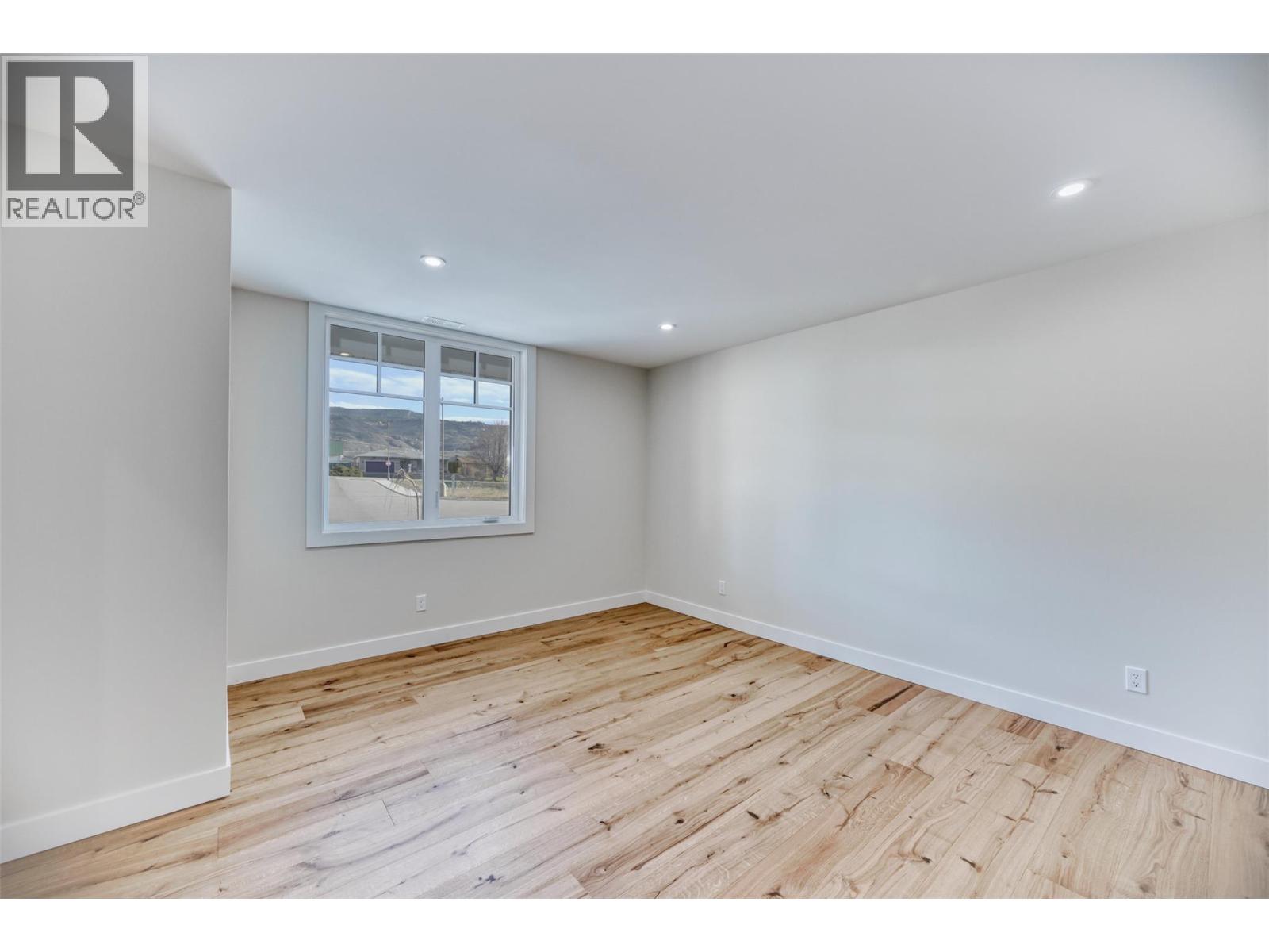 9 Hibiscus Court Property Photo 11