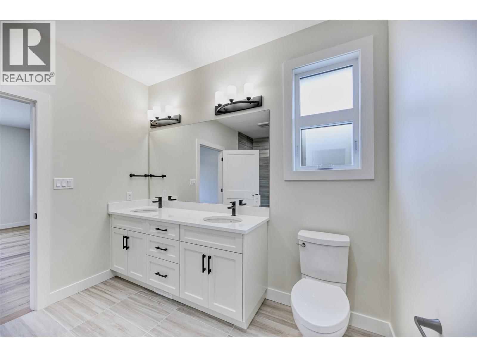9 Hibiscus Court Property Photo 12