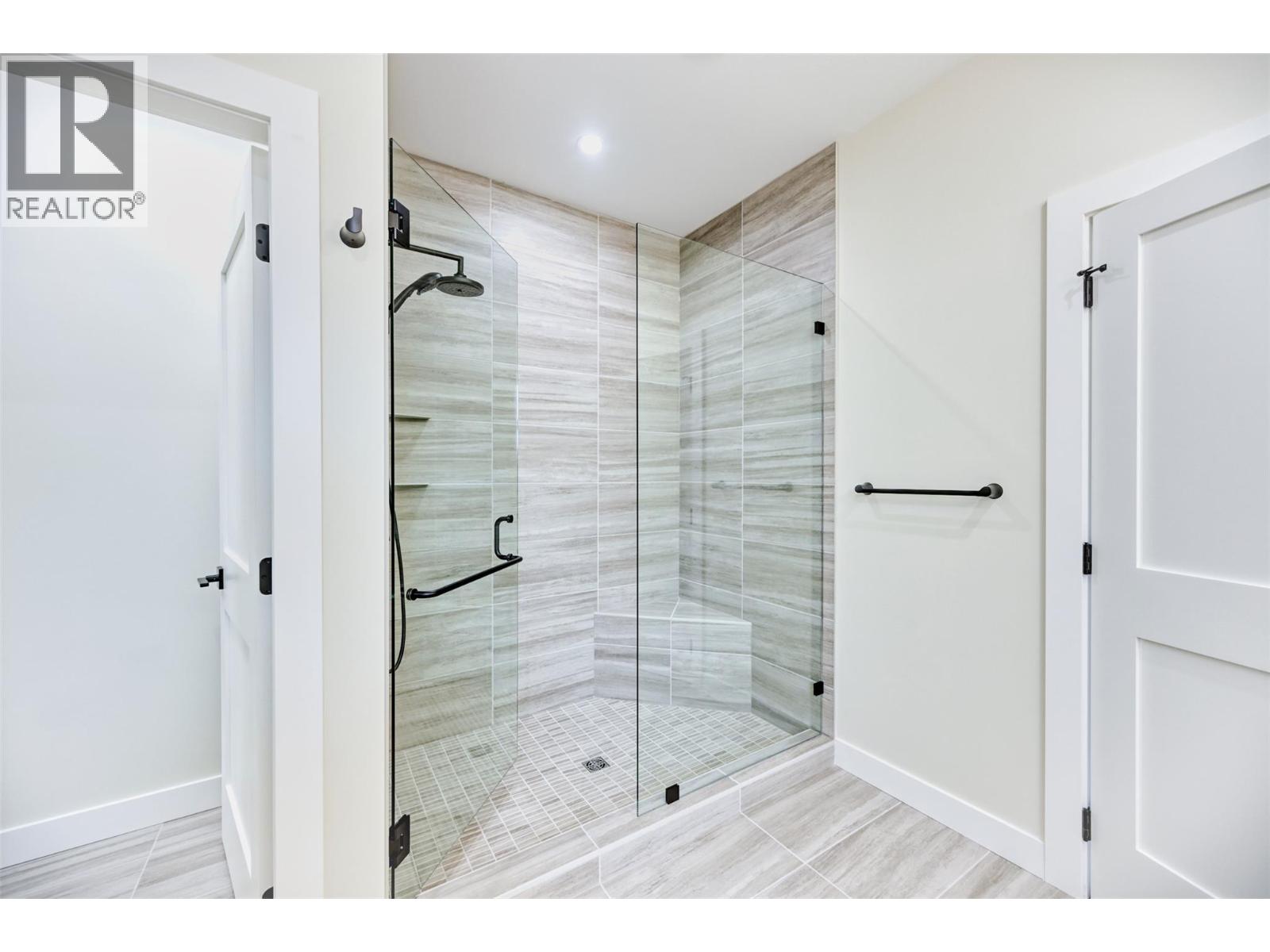 9 Hibiscus Court Property Photo 13