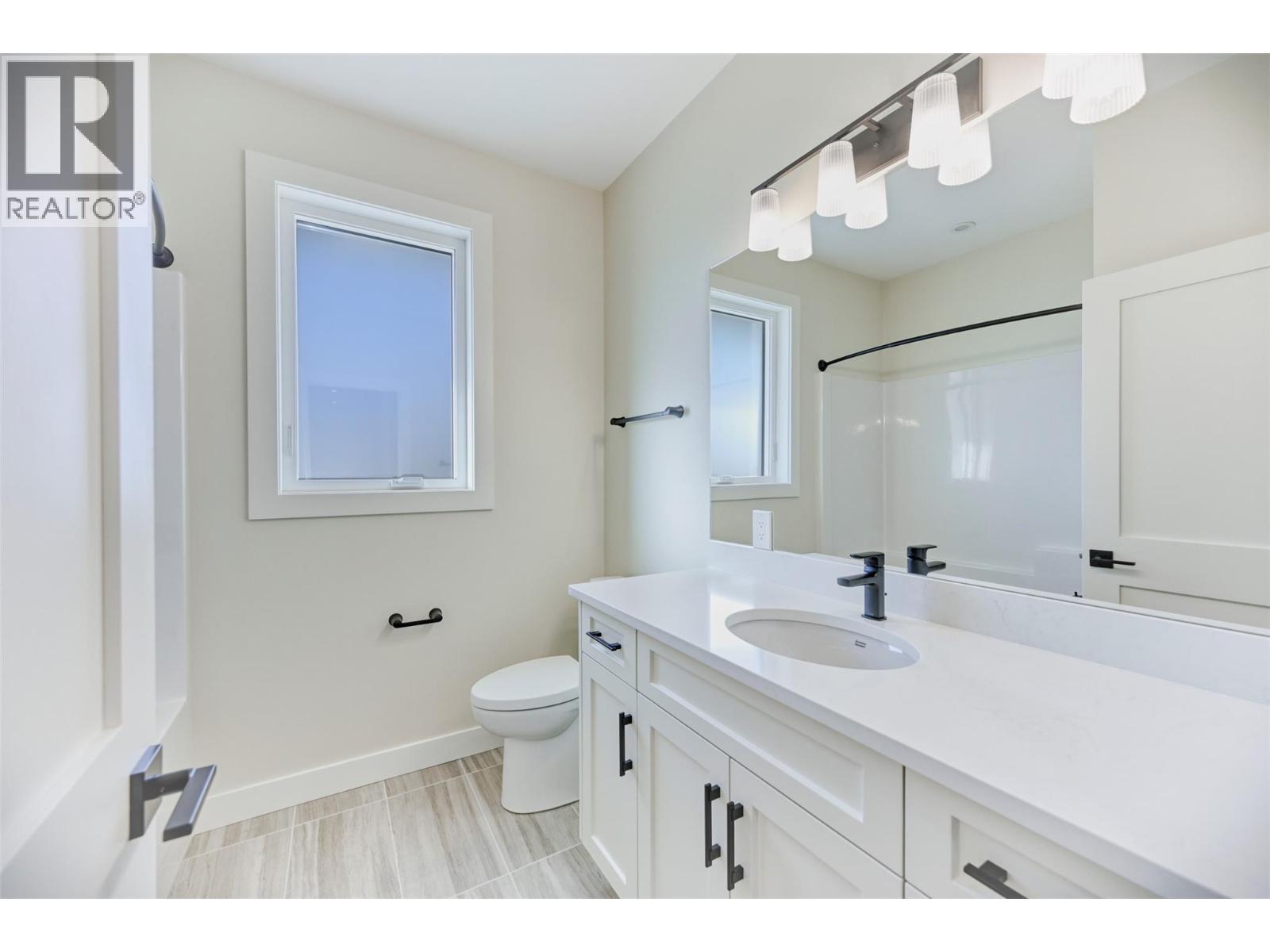 9 Hibiscus Court Property Photo 16