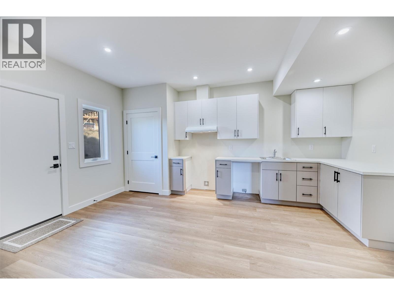 9 Hibiscus Court Property Photo 19