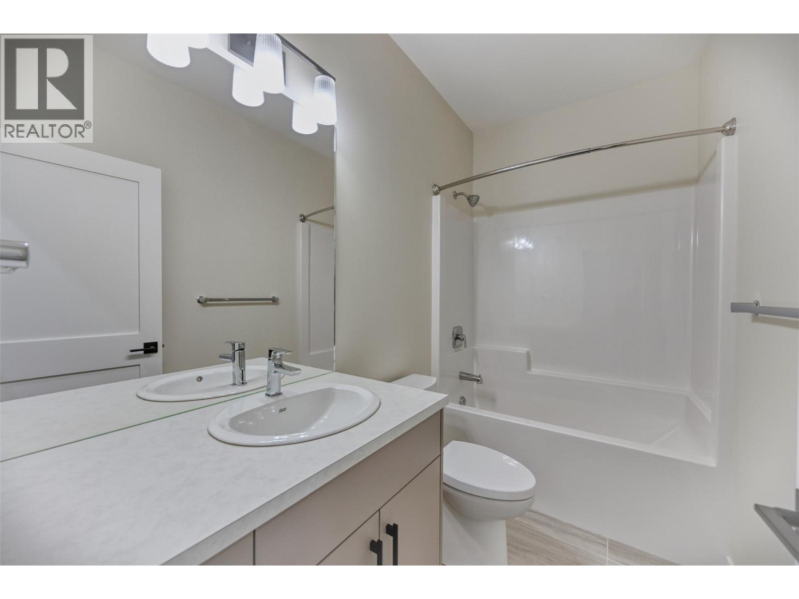 9 Hibiscus Court Property Photo 24