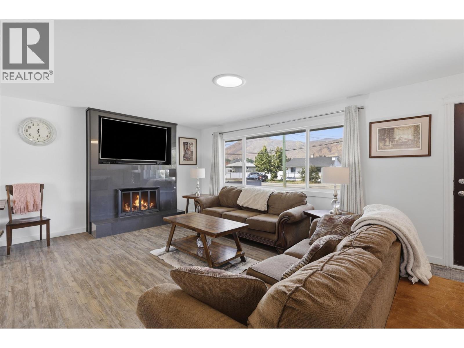 1827 Parkcrest Avenue Property Photo 10