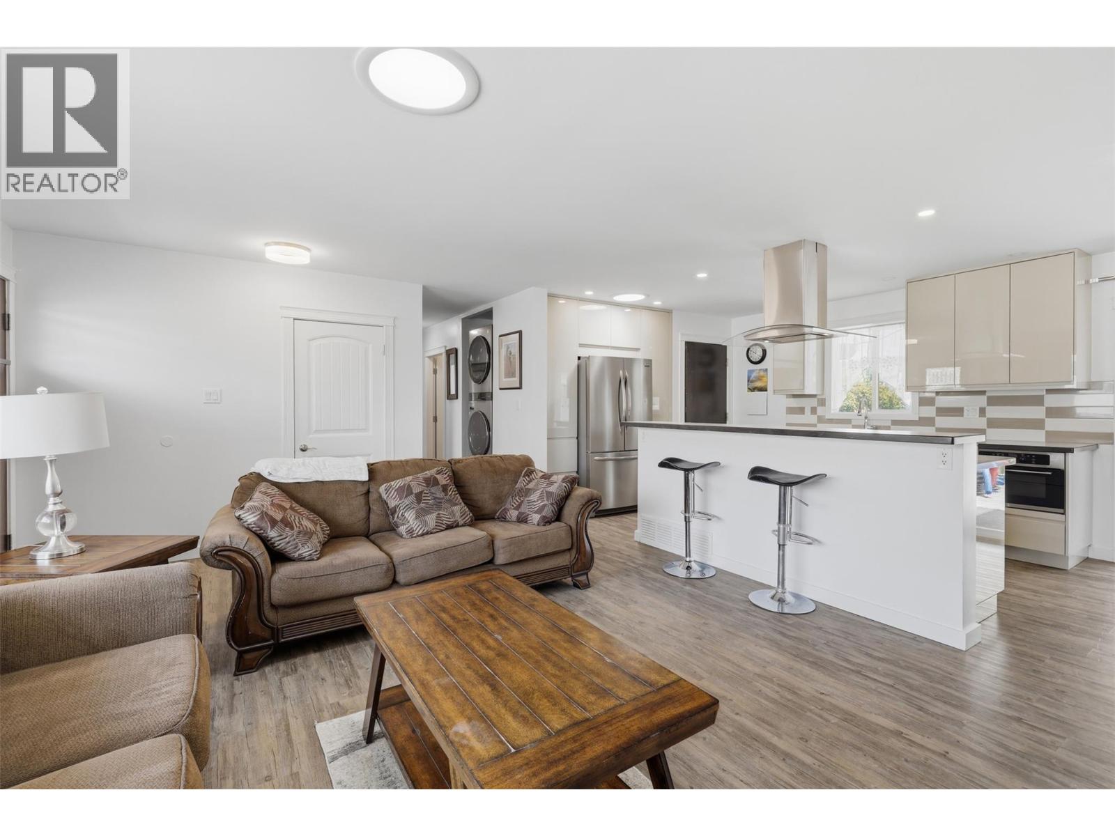 1827 Parkcrest Avenue Property Photo 12