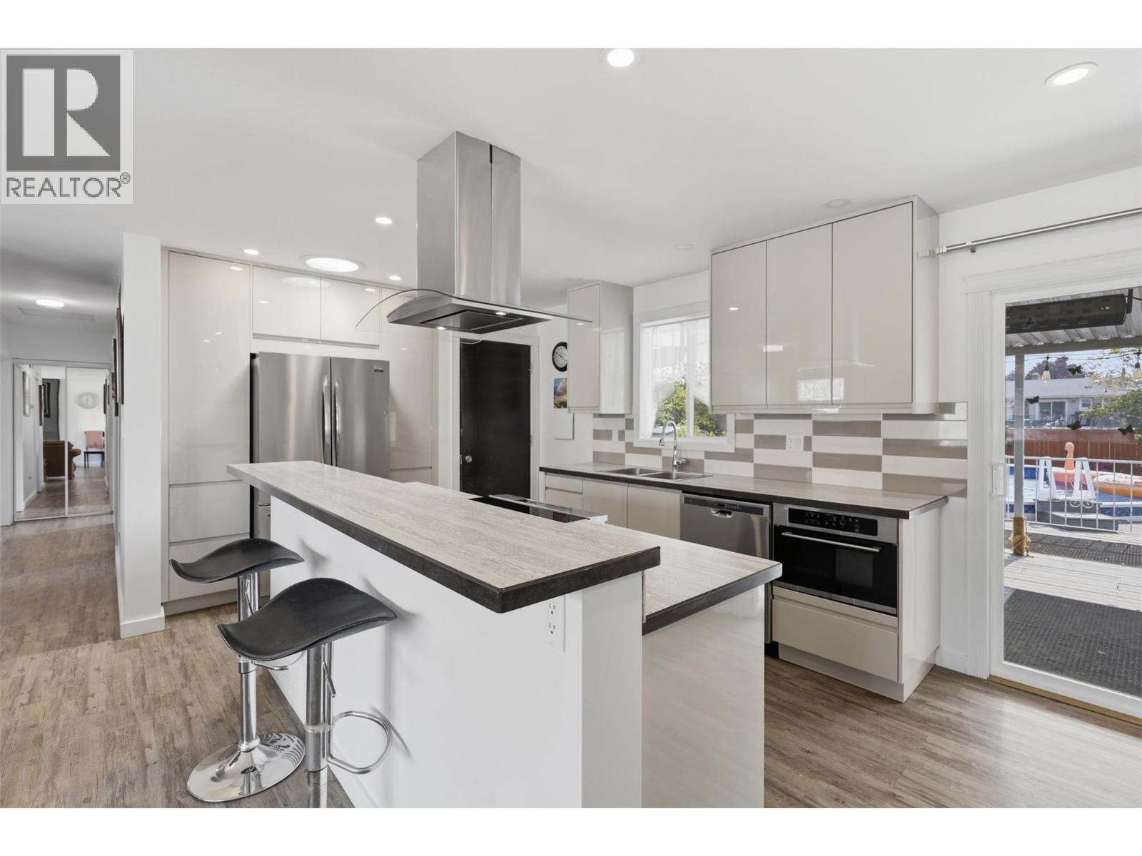 1827 Parkcrest Avenue Property Photo 13