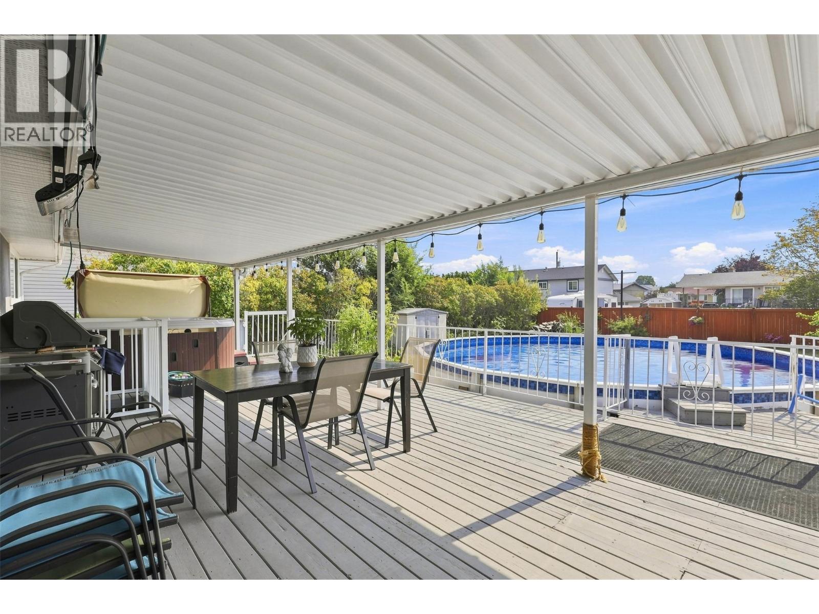 1827 Parkcrest Avenue Property Photo 20