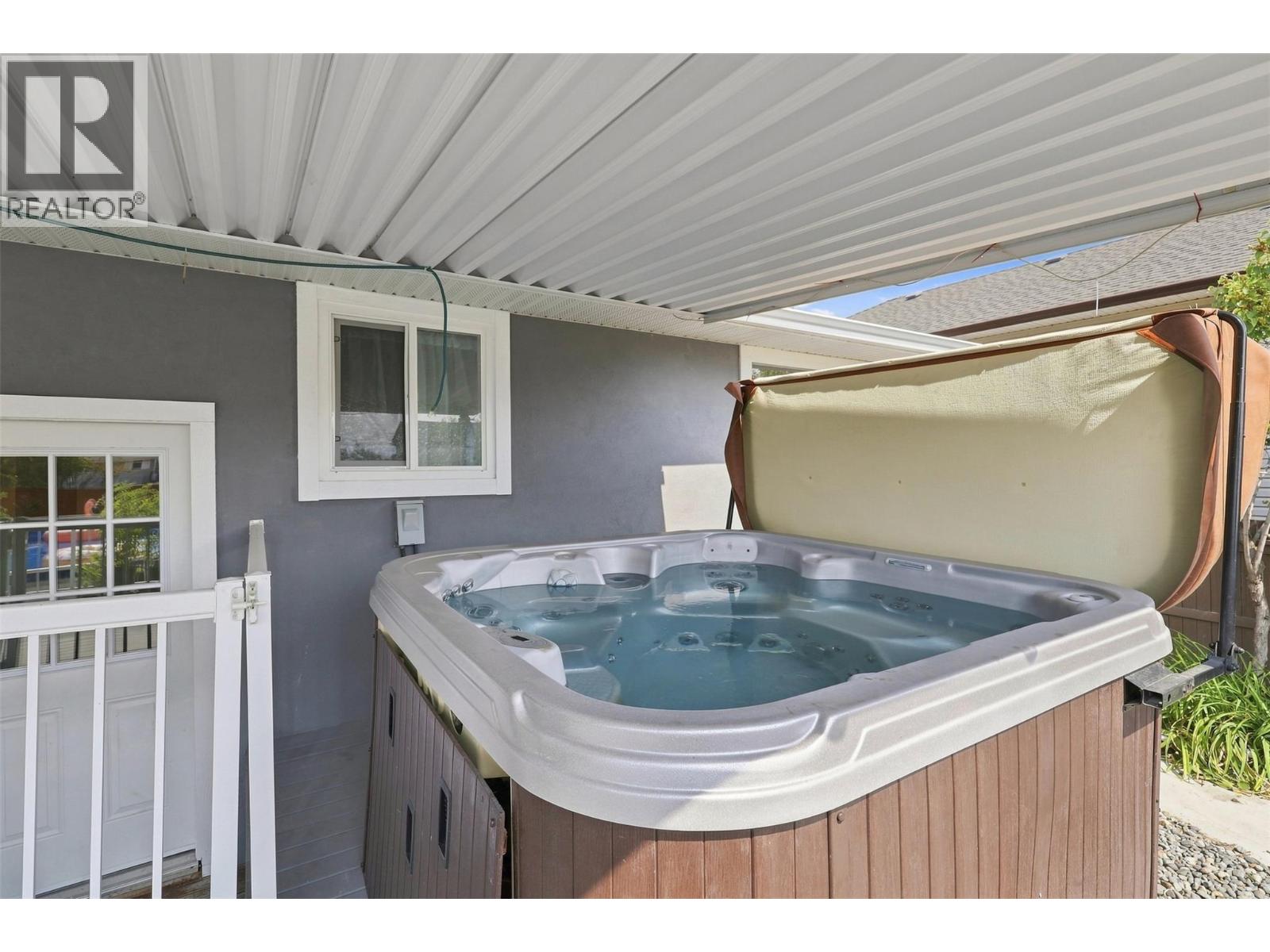 1827 Parkcrest Avenue Property Photo 22