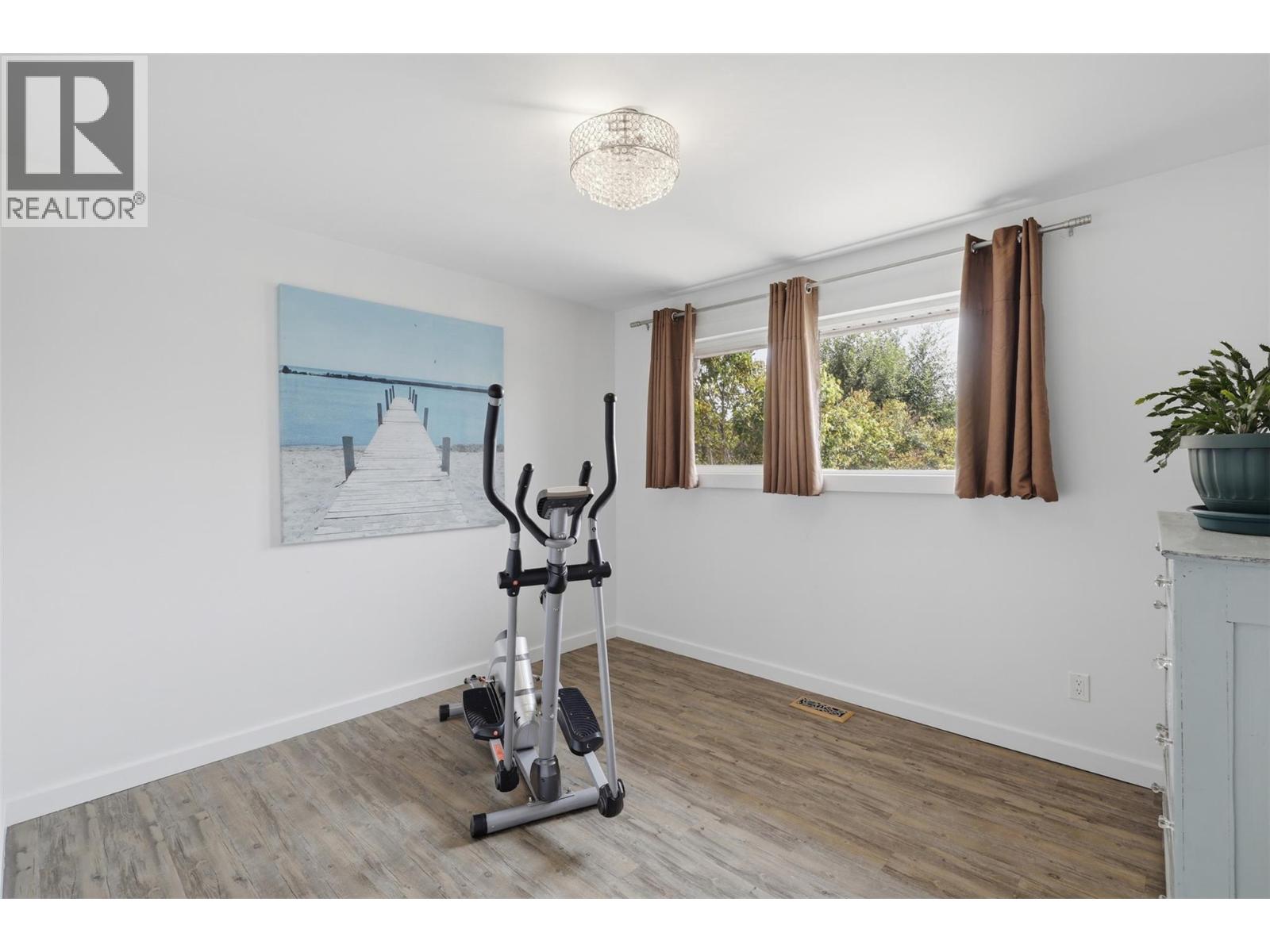 1827 Parkcrest Avenue Property Photo 34