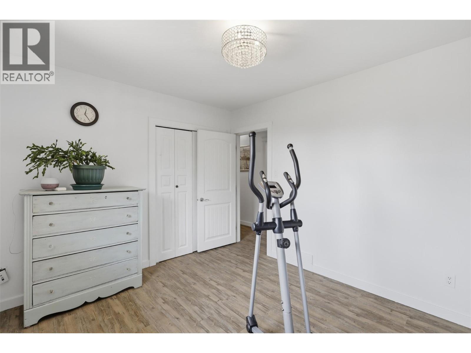 1827 Parkcrest Avenue Property Photo 36