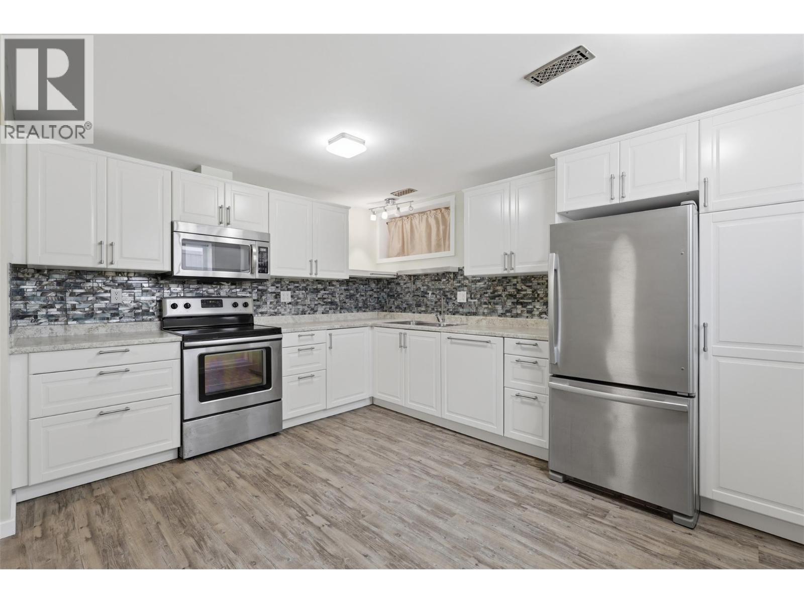 1827 Parkcrest Avenue Property Photo 43