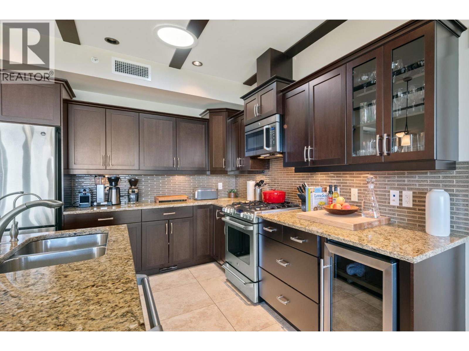 2000 Valleyview Drive Unit# 6 Property Photo 6