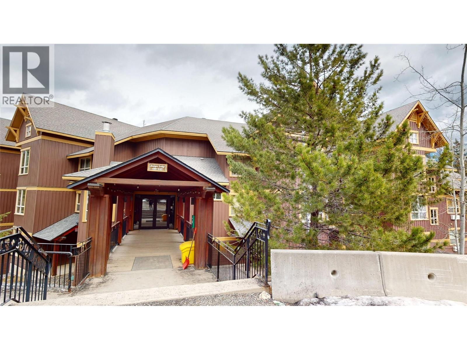4559 Timberline Crescent Unit# 613b Property Photo 1