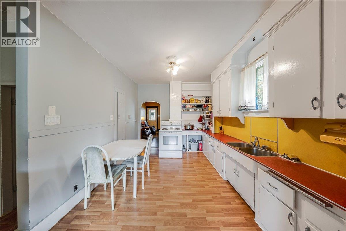 1396 Second Avenue Property Photo 11