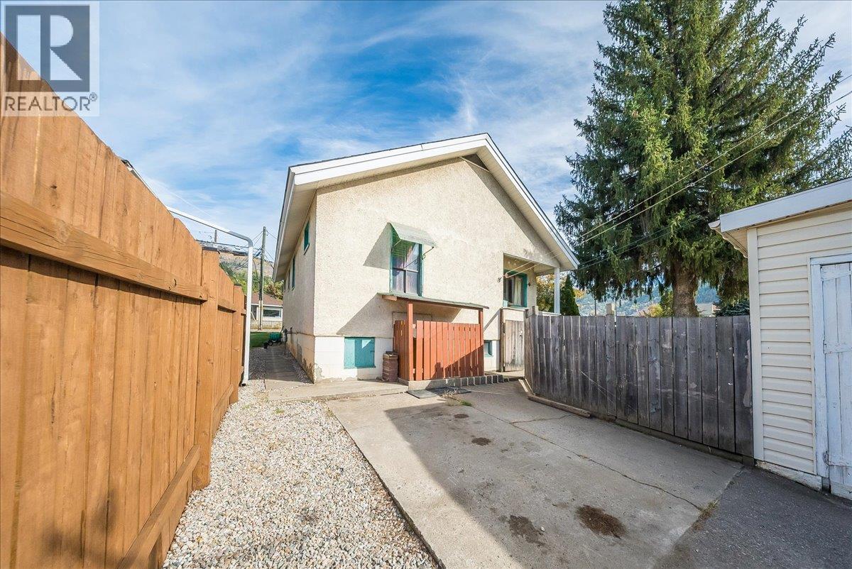 1396 Second Avenue Property Photo 28