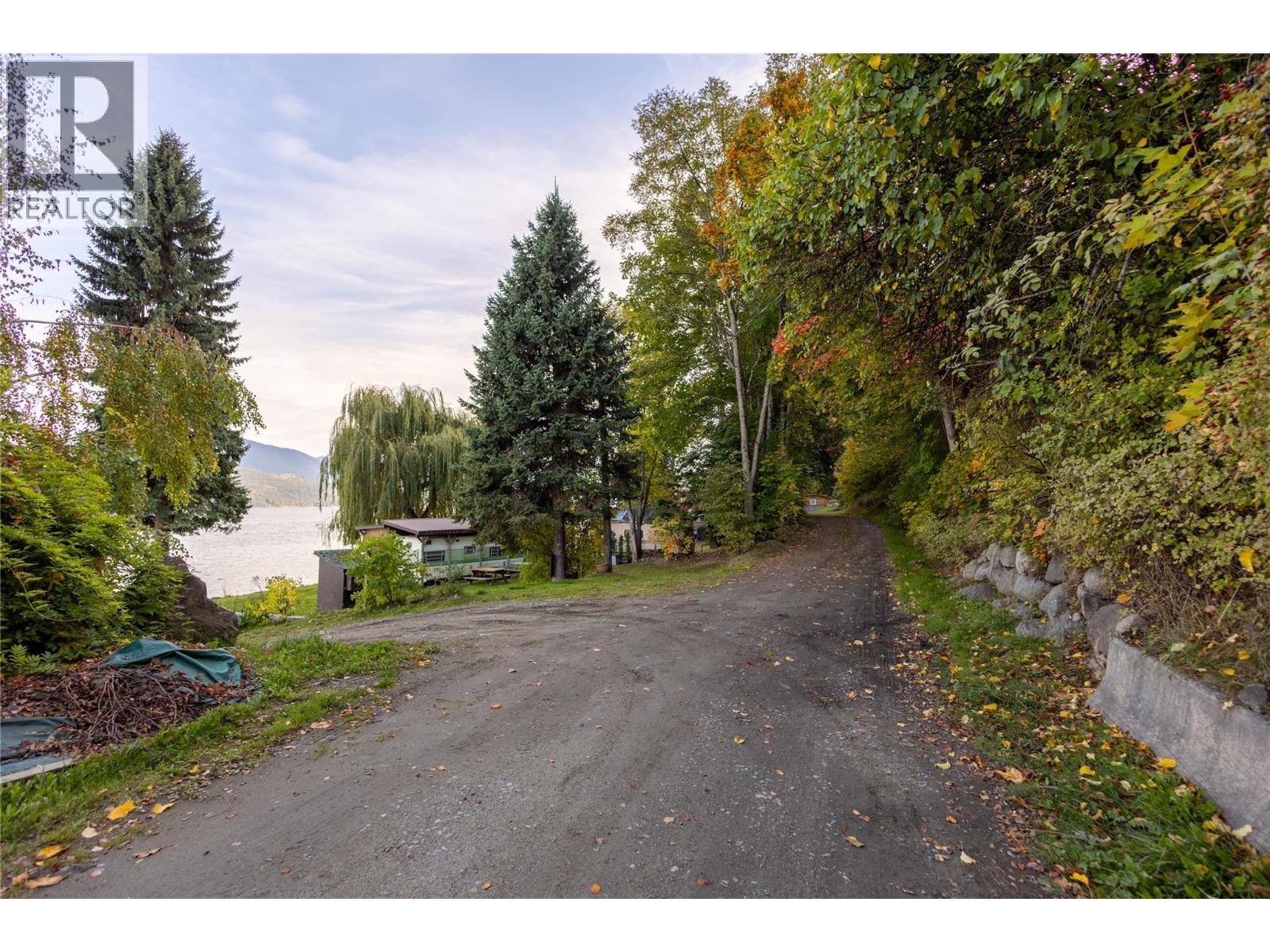 3516 31 Highway Property Photo 8