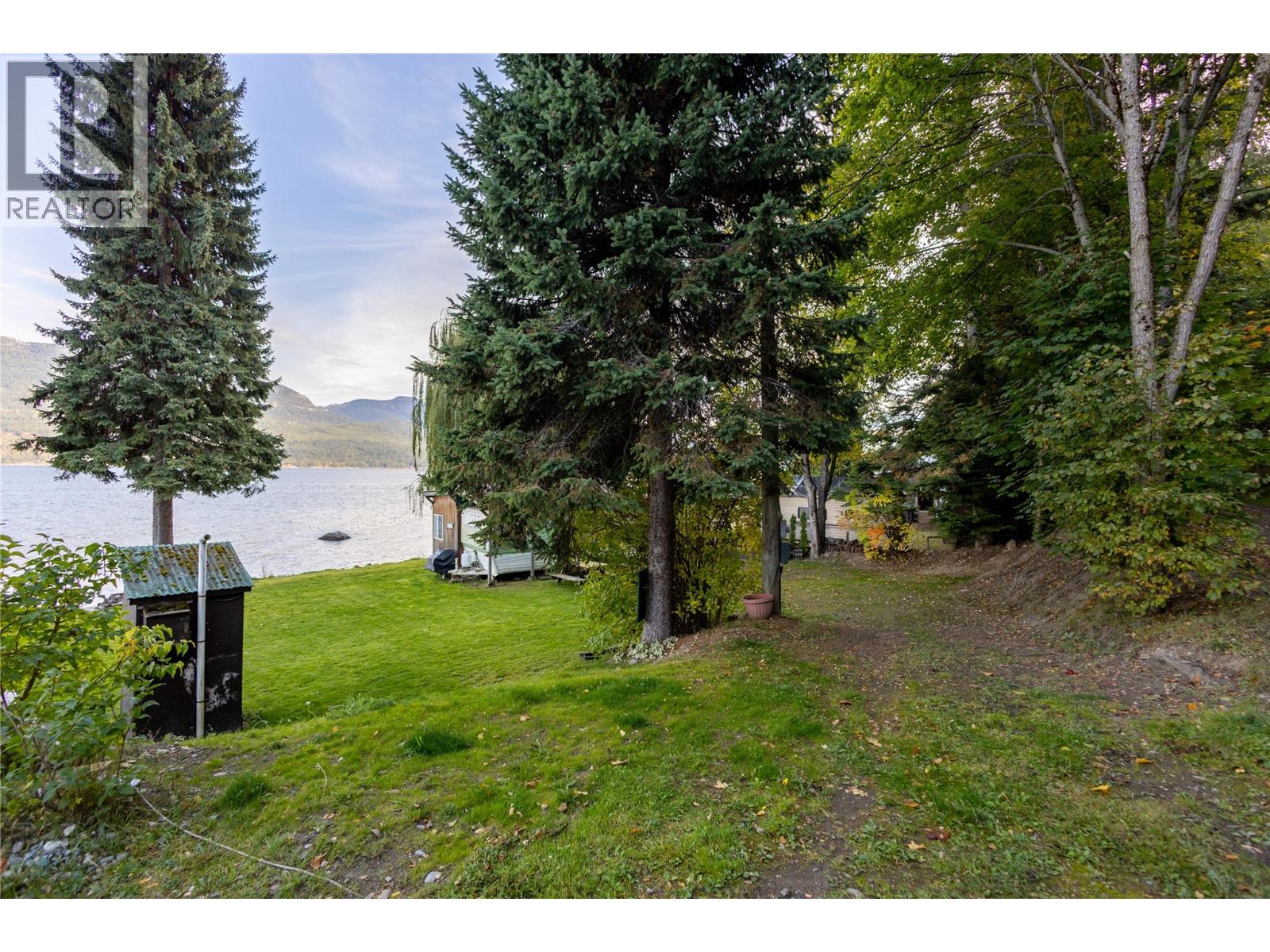 3516 31 Highway Property Photo 9